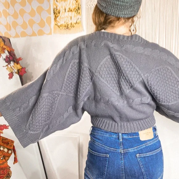 Venus Cable Knit Dolman Sleeve Short Sweater Size XS - Picture 5 of 12